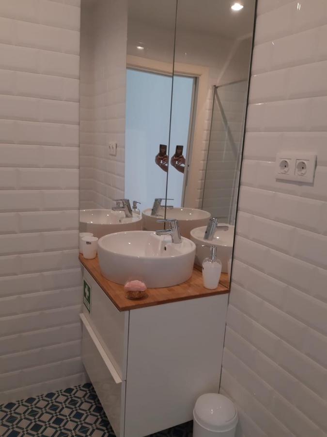 Apartment Sao Bartolomeu 1 *